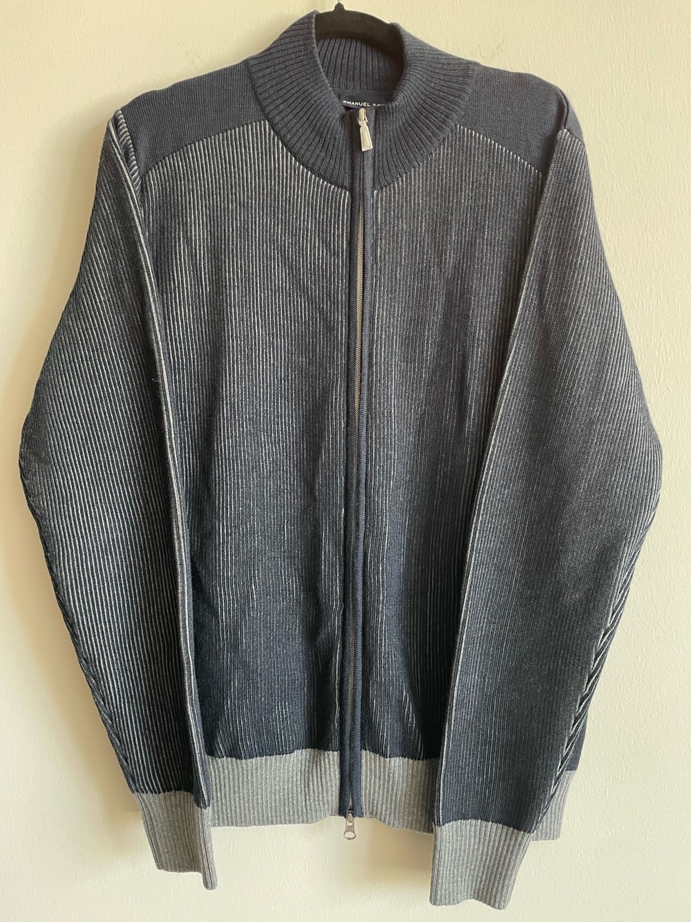 Emanuel Berg sweater navy gray full zip quiet luxury classic professional L